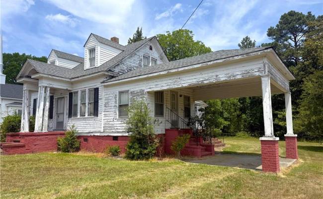 373 Colonial Trail, Surry County, VA 23883