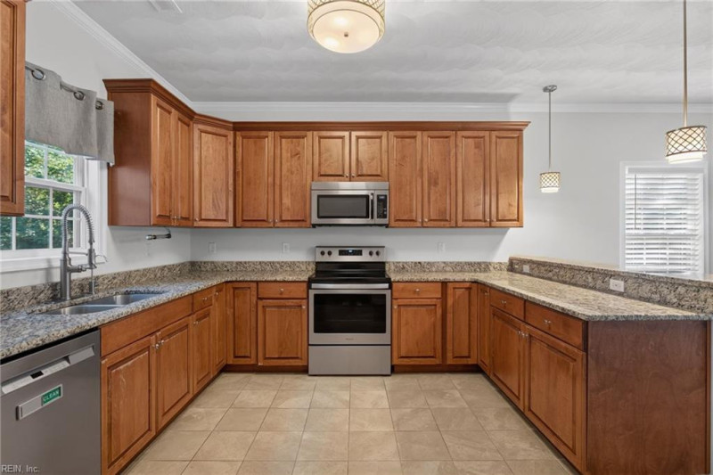 Photo 11 of 50 residential for sale in Virginia Beach virginia