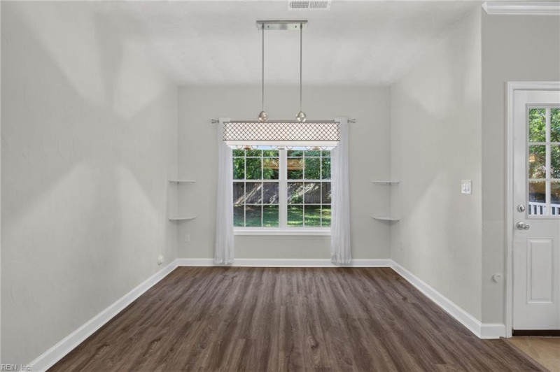 Photo 16 of 50 residential for sale in Virginia Beach virginia