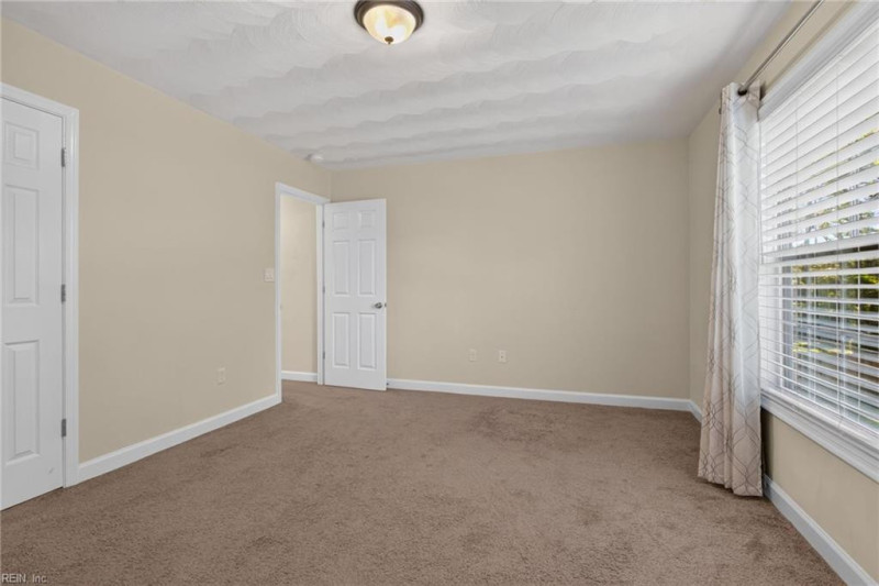 Photo 25 of 50 residential for sale in Virginia Beach virginia