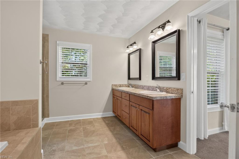 Photo 34 of 50 residential for sale in Virginia Beach virginia