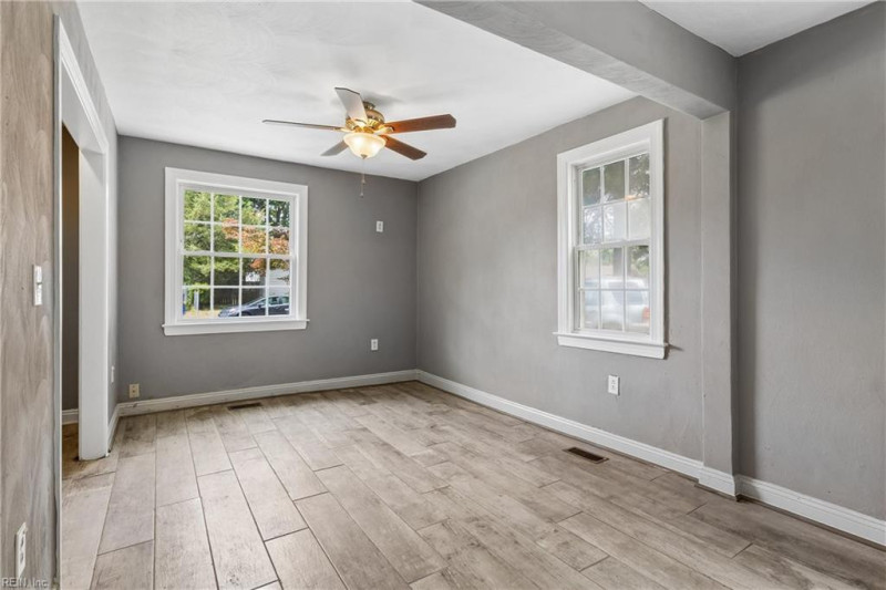 Photo 10 of 37 residential for sale in Portsmouth virginia Photo 10 of 37 residential for sale in Portsmouth virginia