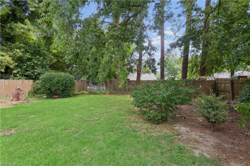 Photo 33 of 37 residential for sale in Portsmouth virginia Photo 33 of 37 residential for sale in Portsmouth virginia