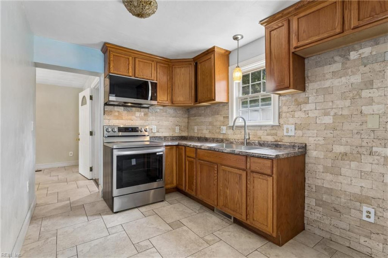 Photo 7 of 37 residential for sale in Portsmouth virginia Photo 7 of 37 residential for sale in Portsmouth virginia