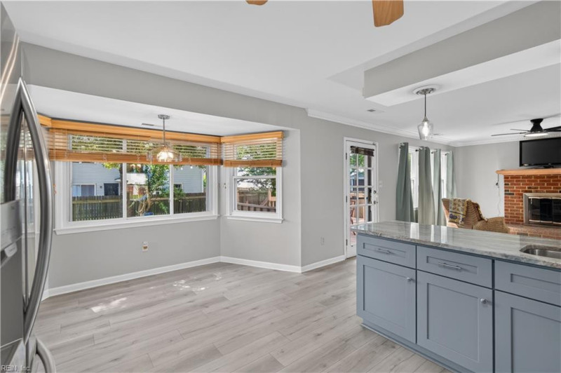 Photo 11 of 49 residential for sale in Virginia Beach virginia