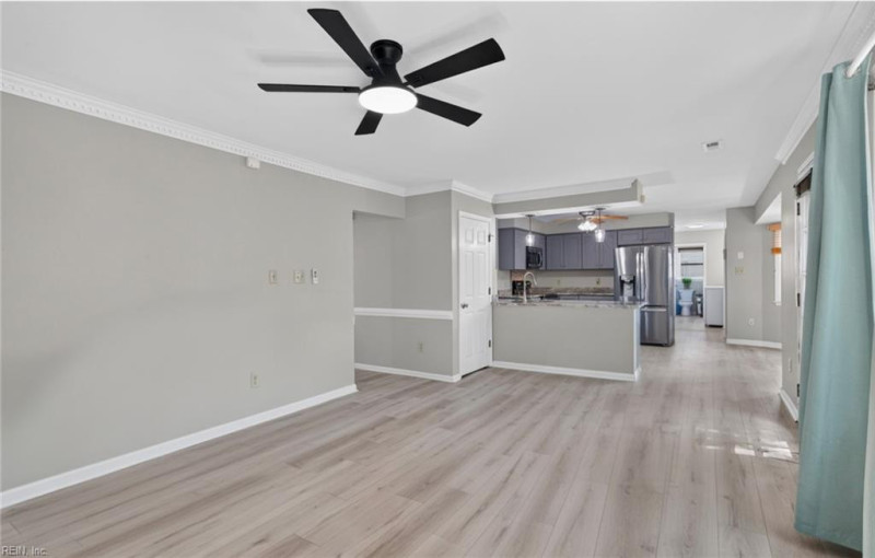 Photo 18 of 49 residential for sale in Virginia Beach virginia