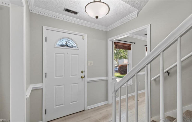 Photo 5 of 49 residential for sale in Virginia Beach virginia