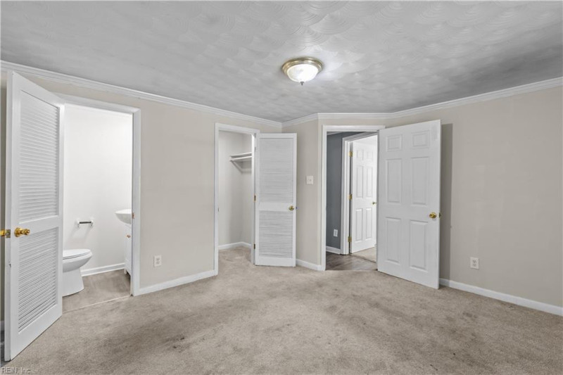 Photo 14 of 26 residential for sale in Hampton virginia