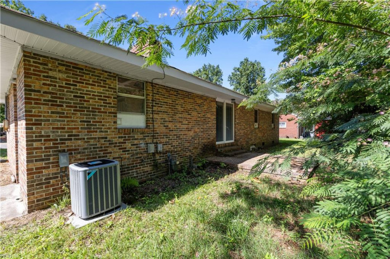 Photo 20 of 26 residential for sale in Hampton virginia