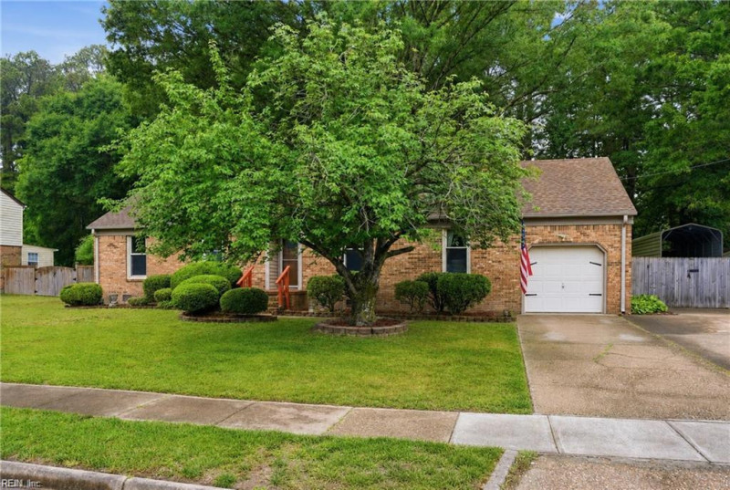 Photo 22 of 27 residential for sale in Chesapeake virginia Photo 22 of 27 residential for sale in Chesapeake virginia