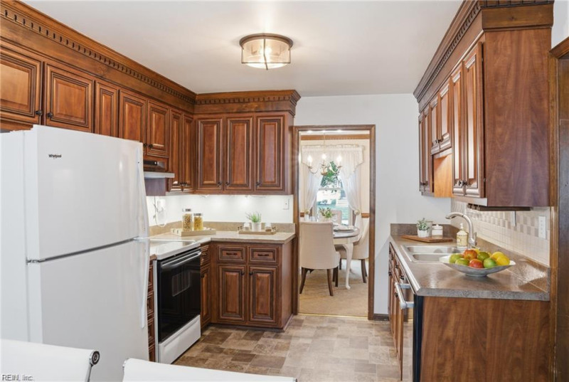 Photo 6 of 27 residential for sale in Chesapeake virginia Photo 6 of 27 residential for sale in Chesapeake virginia