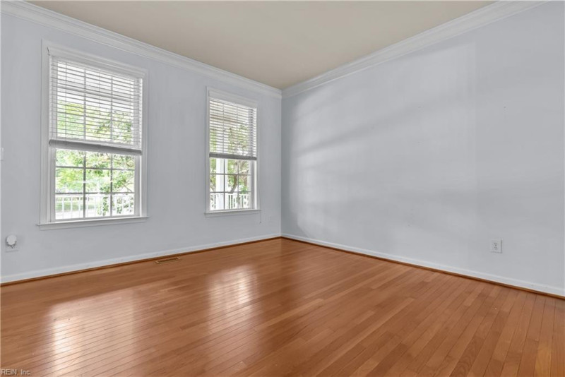 Photo 10 of 50 residential for sale in Isle of Wight County virginia
