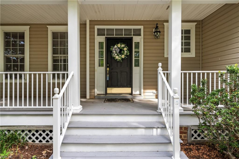 Photo 4 of 50 residential for sale in Isle of Wight County virginia