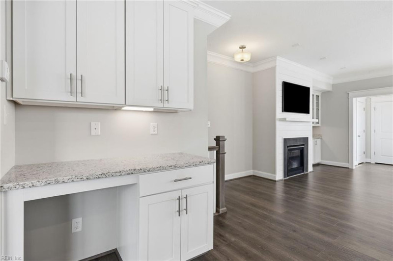 Photo 13 of 41 residential for sale in Virginia Beach virginia