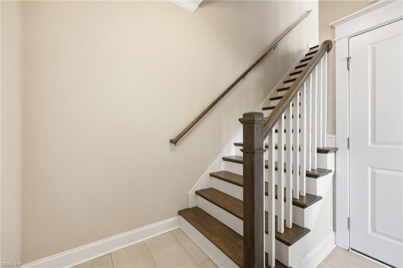 Photo 15 of 41 residential for sale in Virginia Beach virginia