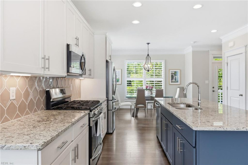 Photo 6 of 41 residential for sale in Virginia Beach virginia