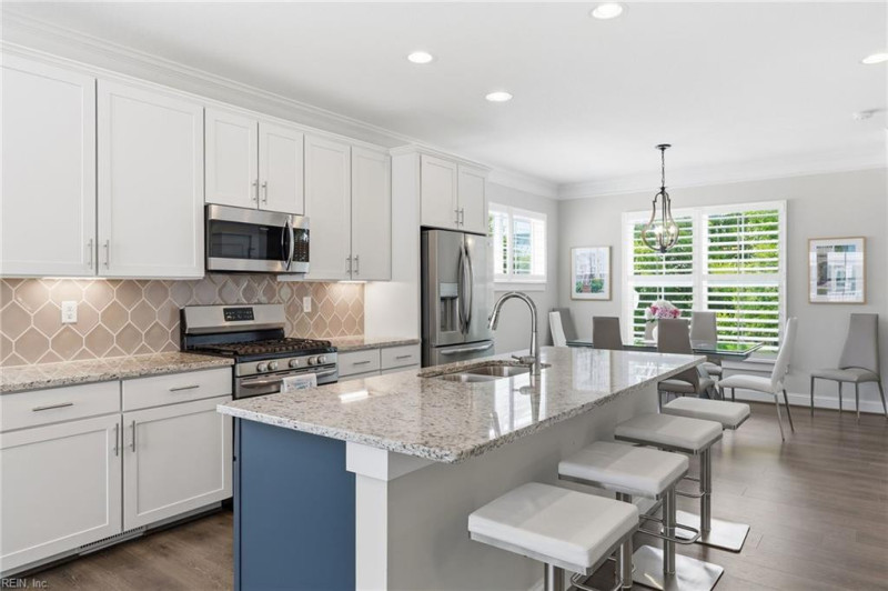 Photo 7 of 41 residential for sale in Virginia Beach virginia