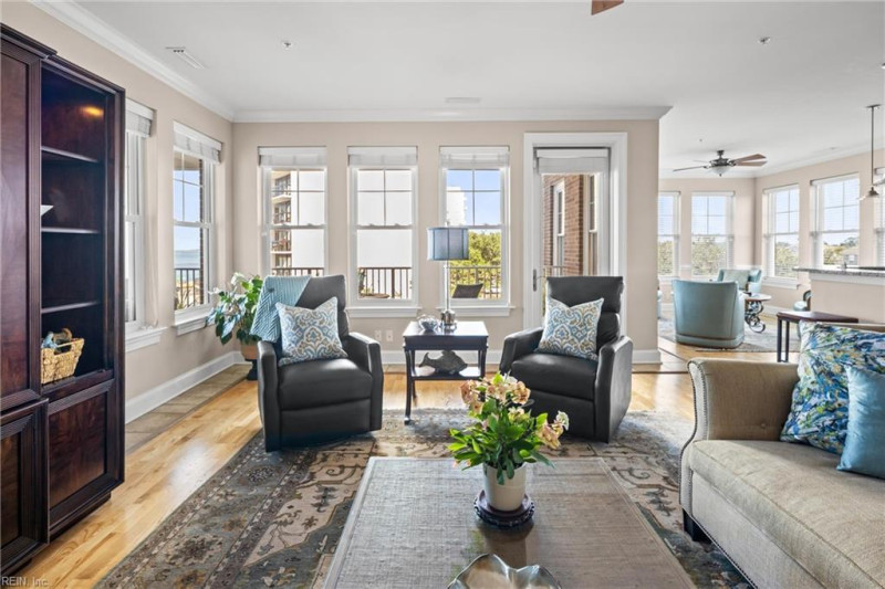 Photo 4 of 39 residential for sale in Virginia Beach virginia