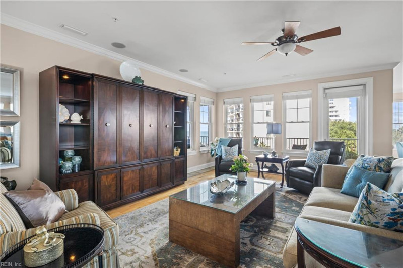 Photo 5 of 39 residential for sale in Virginia Beach virginia