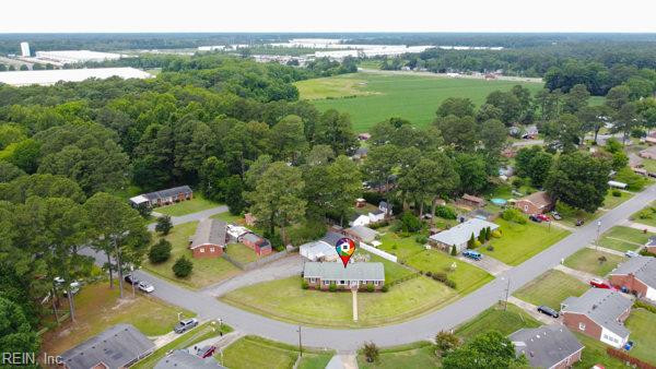Photo 3 of 25 residential for sale in Suffolk virginia