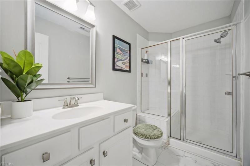Photo 12 of 27 residential for sale in Portsmouth virginia Photo 12 of 27 residential for sale in Portsmouth virginia