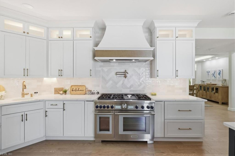 Photo 9 of 50 residential for sale in Virginia Beach virginia