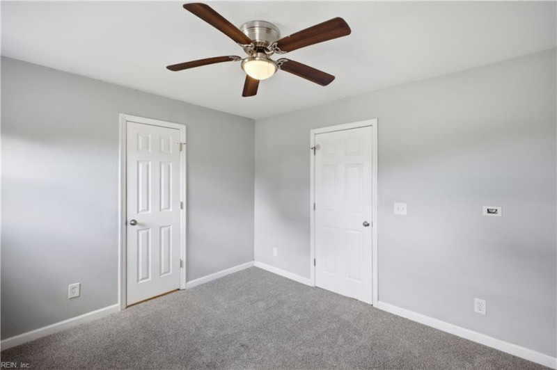 Photo 11 of 24 residential for sale in Hampton virginia