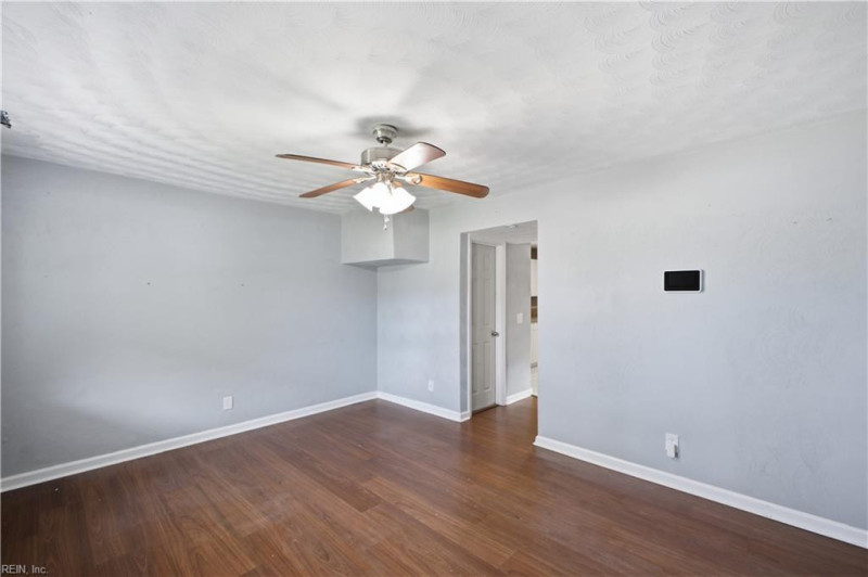 Photo 4 of 24 residential for sale in Hampton virginia