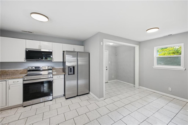Photo 6 of 24 residential for sale in Hampton virginia