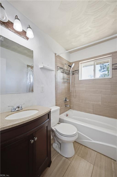 Photo 16 of 30 residential for sale in Norfolk virginia
