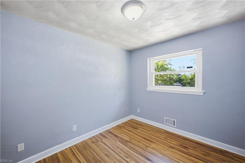 Photo 19 of 30 residential for sale in Norfolk virginia