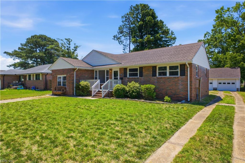 Photo 2 of 30 residential for sale in Norfolk virginia