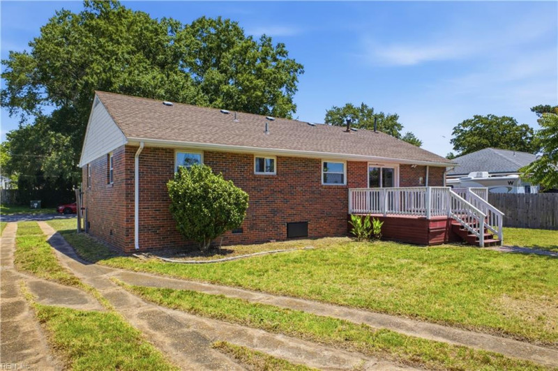 Photo 23 of 30 residential for sale in Norfolk virginia