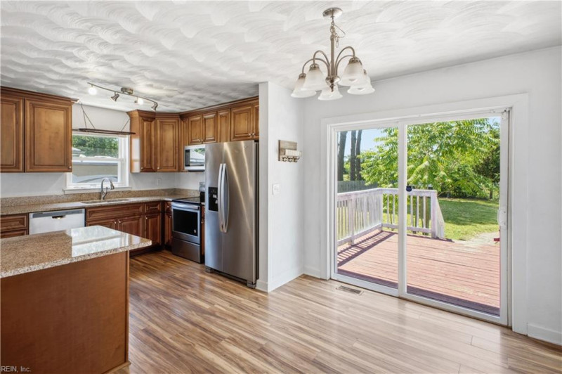 Photo 7 of 30 residential for sale in Norfolk virginia