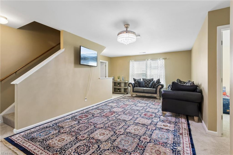 Photo 21 of 48 residential for sale in York County virginia