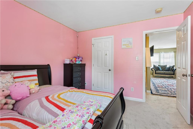Photo 31 of 48 residential for sale in York County virginia