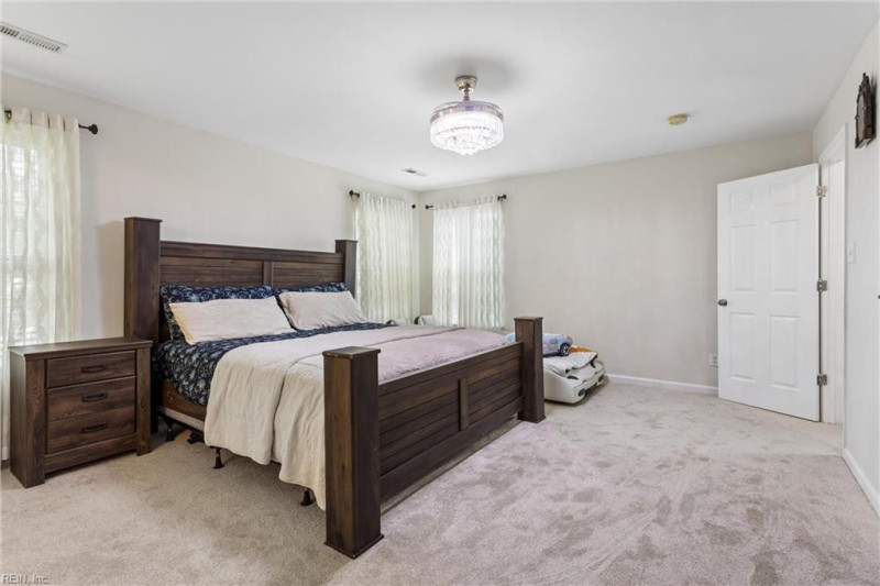 Photo 33 of 48 residential for sale in York County virginia