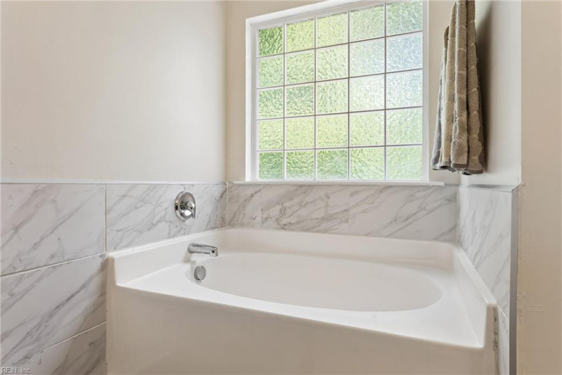 Photo 36 of 48 residential for sale in York County virginia