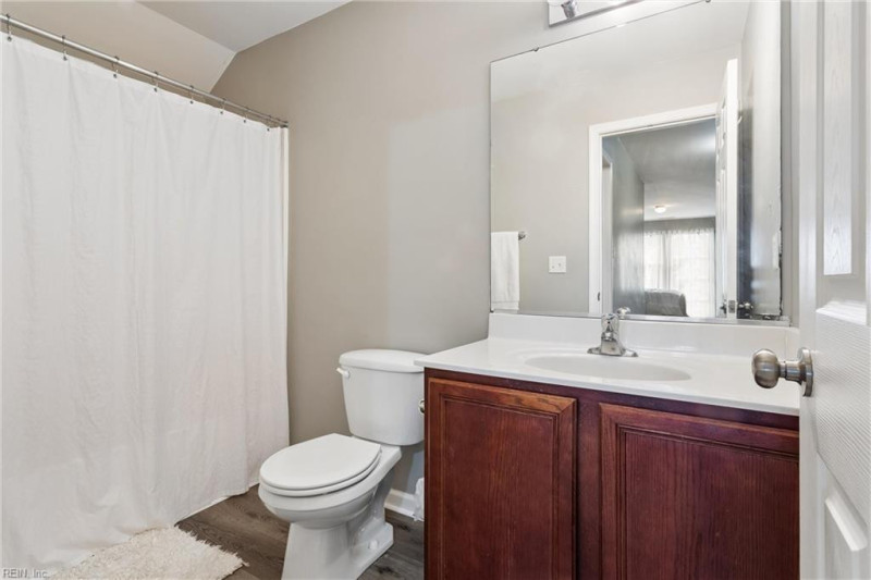 Photo 41 of 48 residential for sale in York County virginia