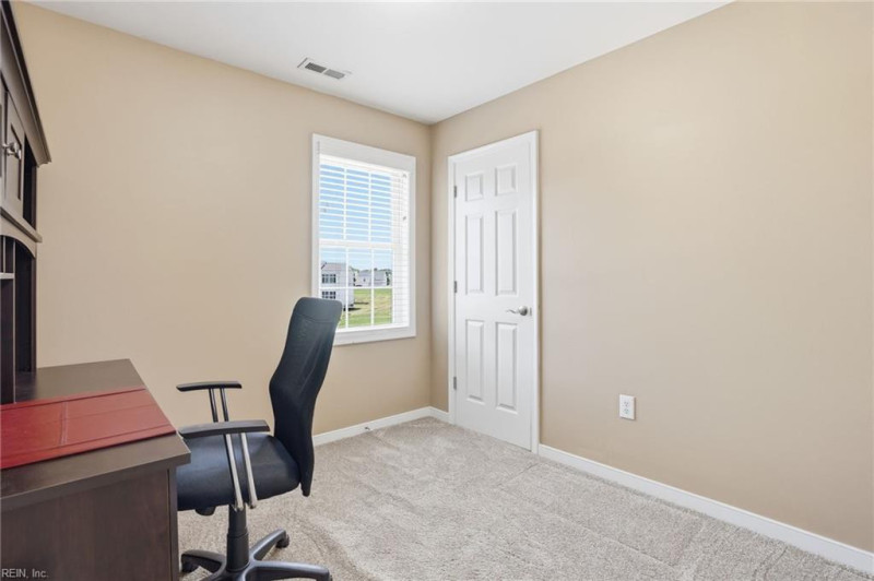 Photo 24 of 36 residential for sale in Henrico County virginia