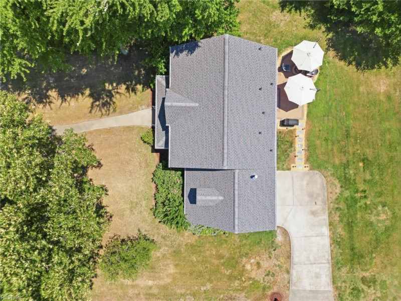 Photo 3 of 36 residential for sale in Henrico County virginia