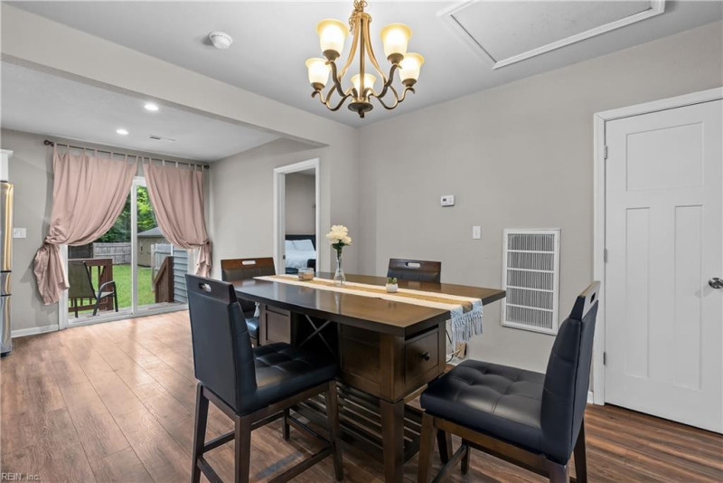 Photo 18 of 46 residential for sale in Suffolk virginia