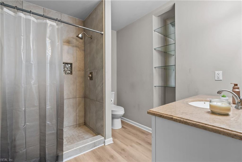 Photo 28 of 46 residential for sale in Suffolk virginia