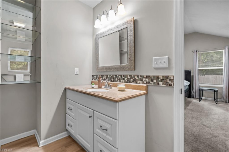 Photo 30 of 46 residential for sale in Suffolk virginia
