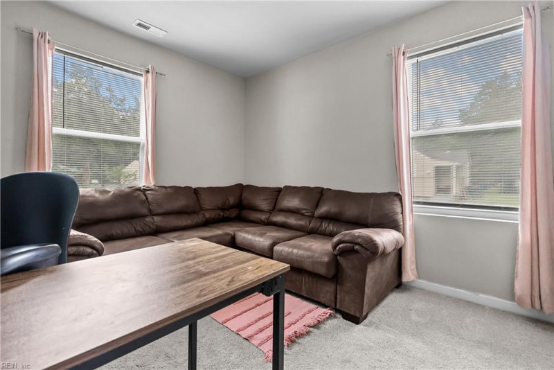 Photo 9 of 46 residential for sale in Suffolk virginia