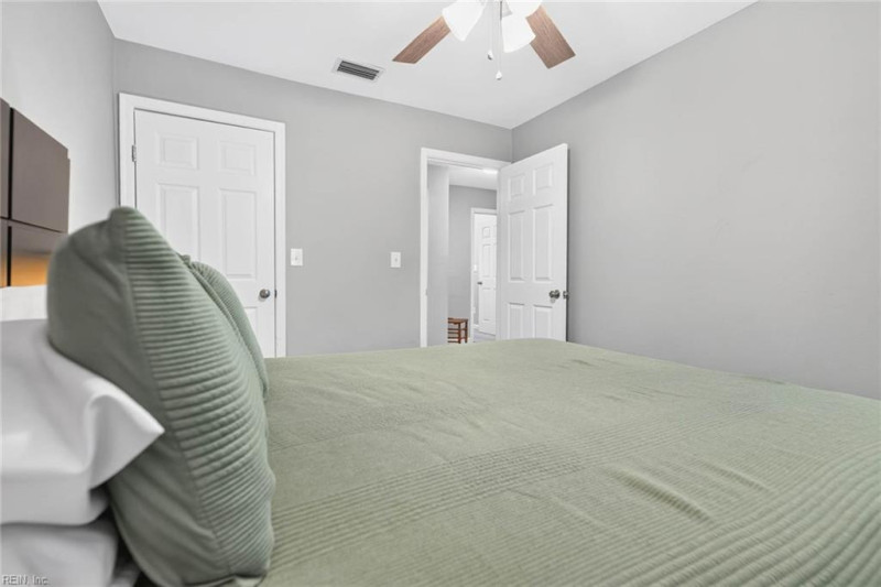 Photo 35 of 50 residential for sale in Virginia Beach virginia