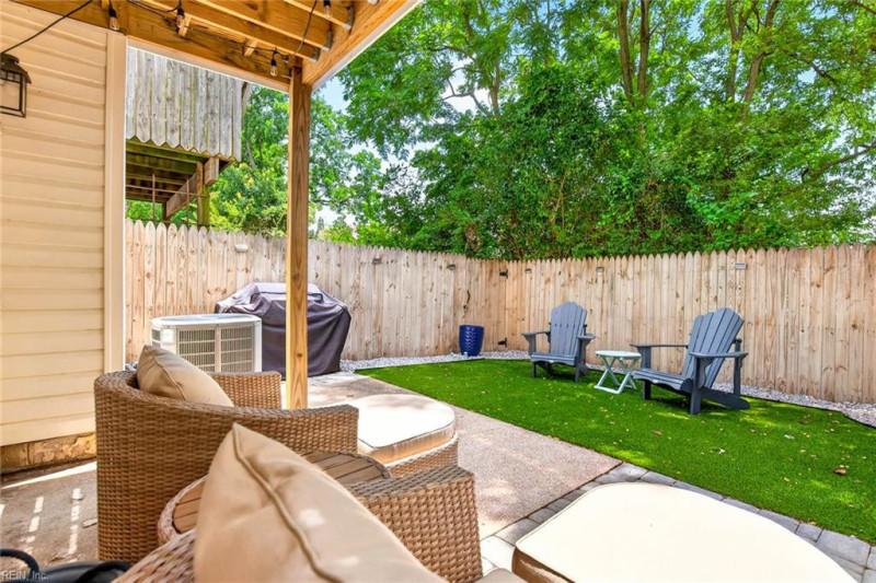 Photo 8 of 50 residential for sale in Virginia Beach virginia