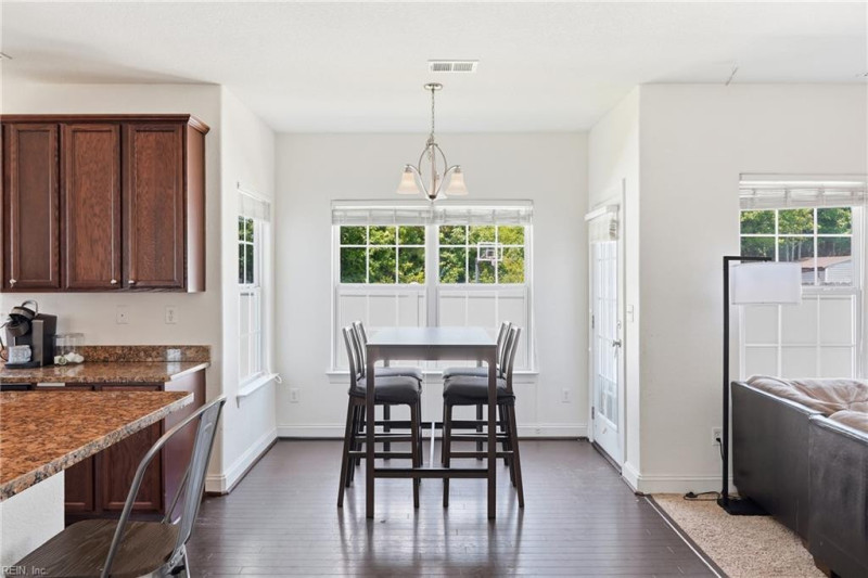 Photo 13 of 46 residential for sale in Virginia Beach virginia