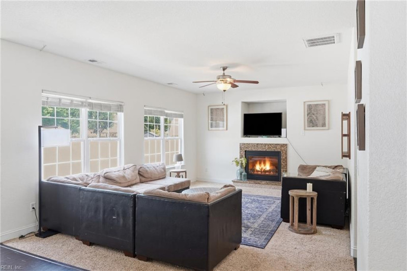 Photo 19 of 46 residential for sale in Virginia Beach virginia