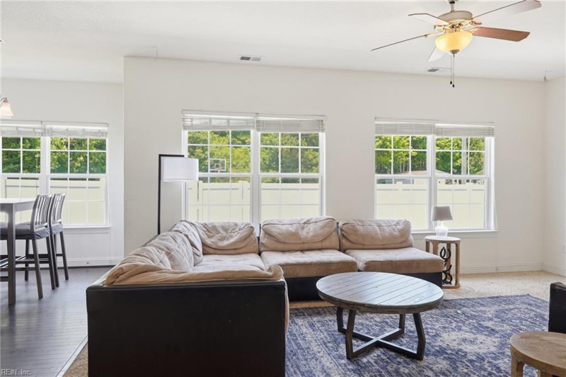 Photo 20 of 46 residential for sale in Virginia Beach virginia